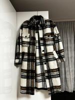 Stylischer Oversized Karomantel – Perfekt für den Herbst & Winter Wiesbaden - Mainz-Kostheim Vorschau
