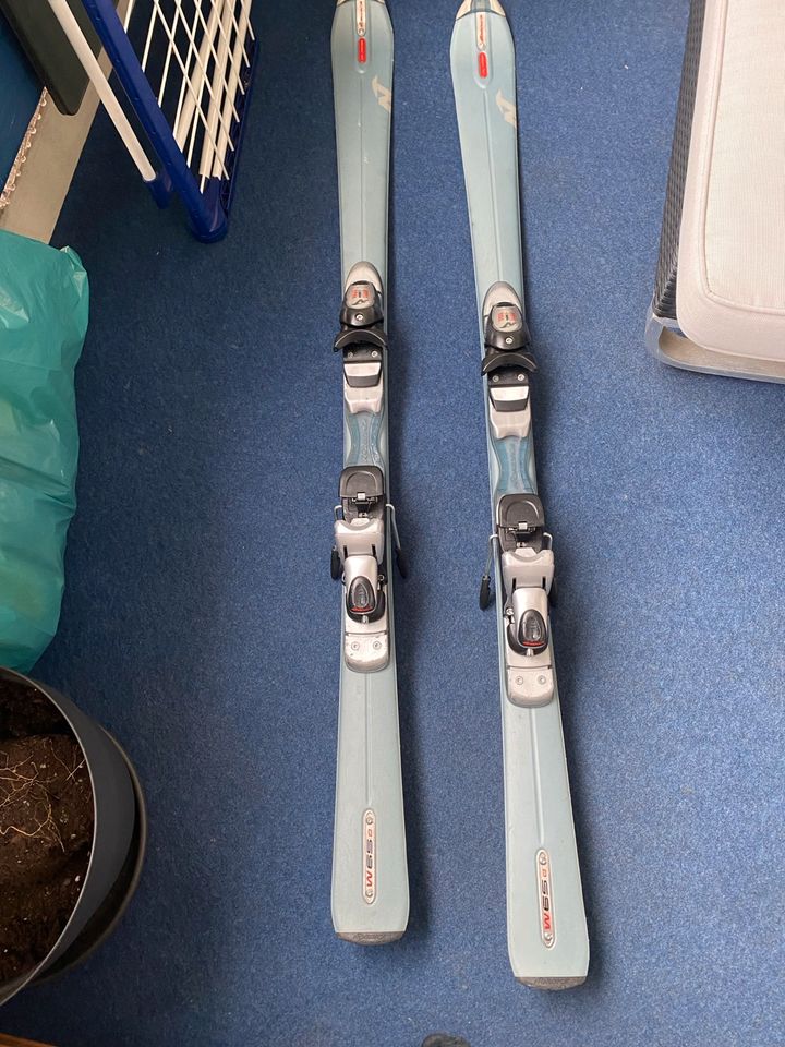 Ski Nordica Länge 150 cm mit Skischuhe Gr. 45 in Düsseldorf