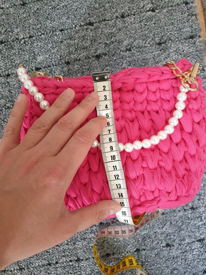 Tasche pink mit Perlen in Bad Oeynhausen