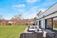 wohnen im Wildpark: moderne Villa mit Platz für die ganze Familie Hessen - Niedernhausen Vorschau