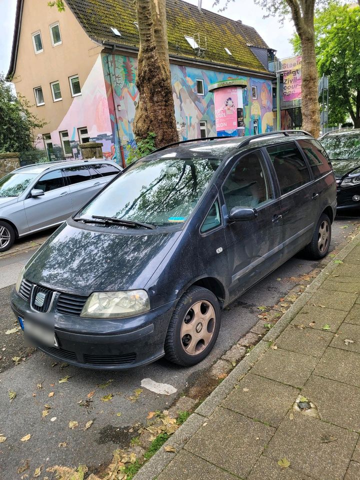 Seat Alhambra Automatik VB in Essen