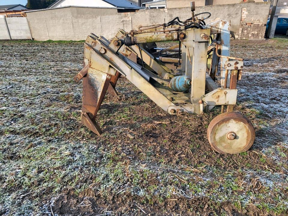 Bodenmeißel Tiefenlockerer für k700 Kirovetz in Reppichau