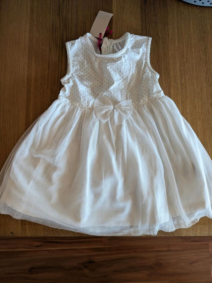 Taufkleid weißes Kleid Mädchen Größe 80 in Zwingenberg