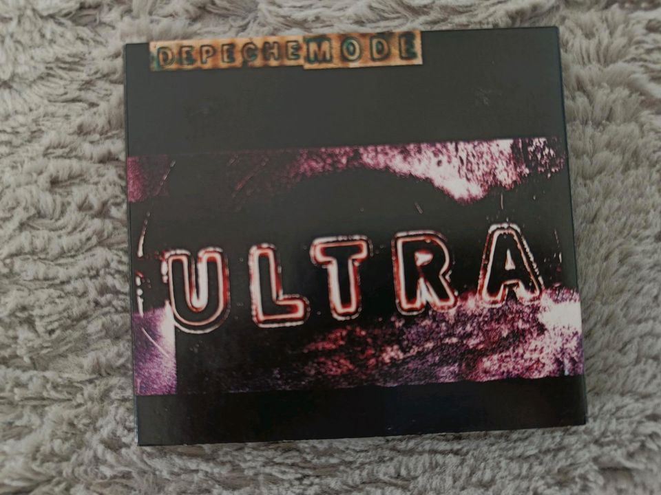 Depeche Mode Ultra CD DVD Collectors Edition in Ratingen