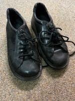 Dr. Martens Halbschuhe zumä Schnüren Gr. 38, schwarz Sachsen - Auerbach (Vogtland) Vorschau