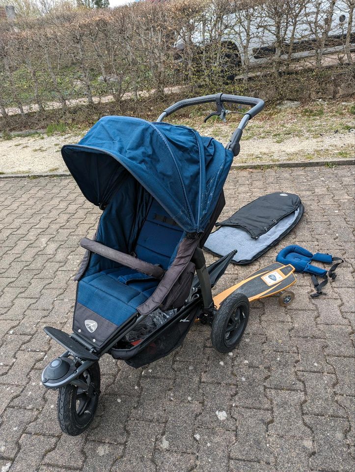 TFK Kinderwagen super Zustand mit viel Zubehör in Albstadt