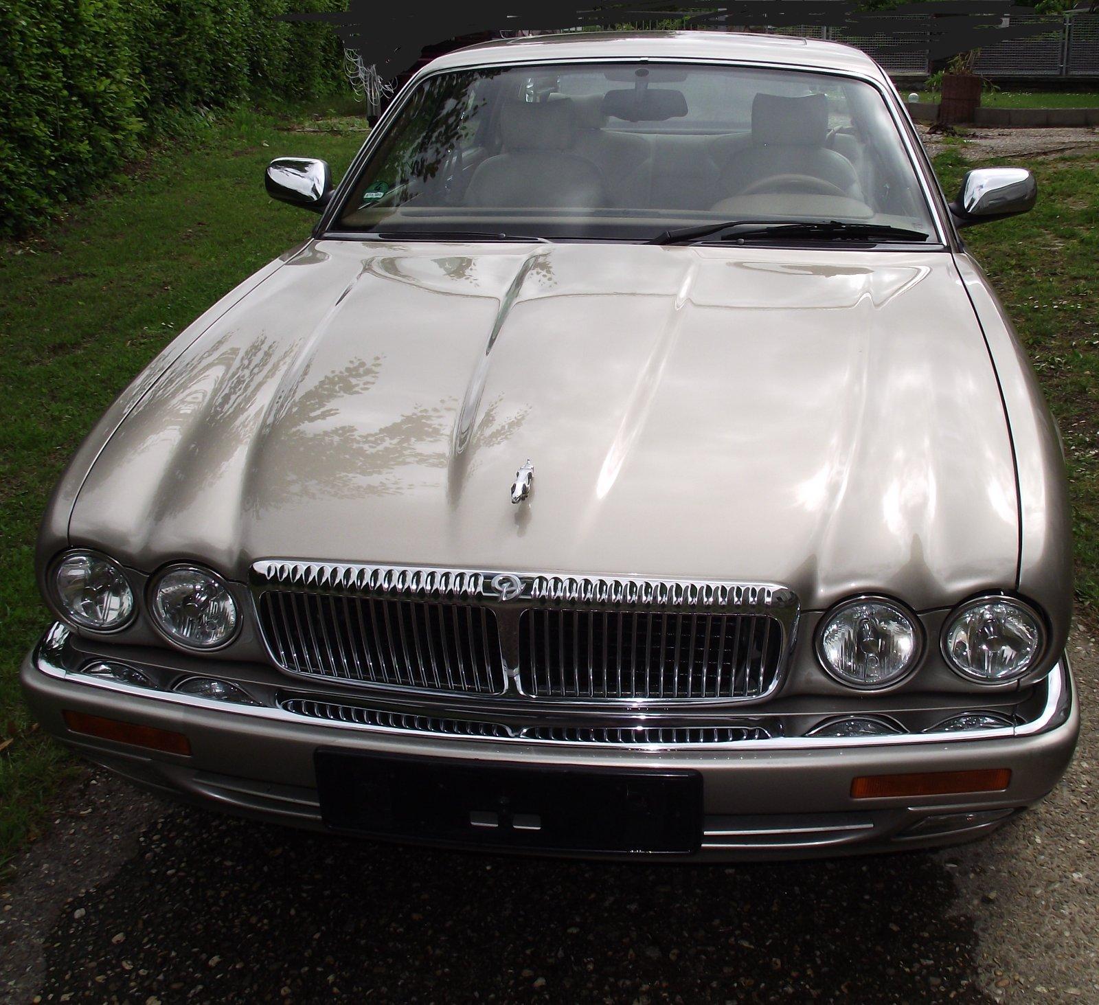 Abbildung des Autos Daimler DK4.0 L SIX