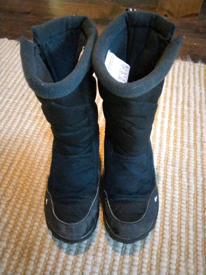 Stiefel Winterstiefel Boots Decathlon Quechua Gr. 35 in Weisenheim am Sand