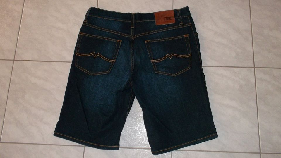 Mustang Herren Jeans Short Gr.36 wie NEU (Stretch) in Celle