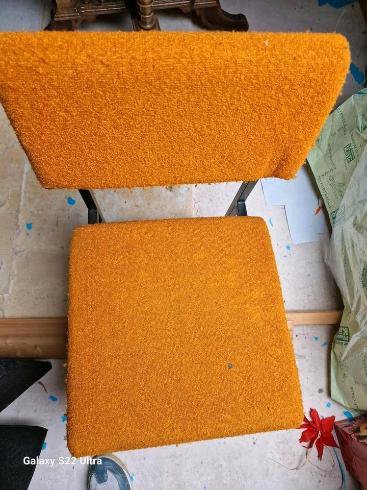 2 Stühle ,Farbe wie auf Fotos für Esszimmer Wohnzimmer Flur in Wandlitz