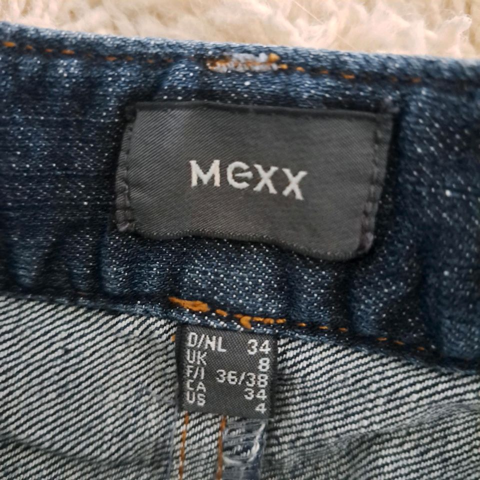 Jeansrock Mexx Größe 34/36 neu in Bielefeld