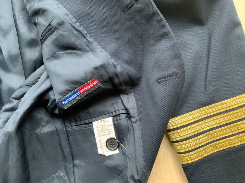 Pilotenuniform, Kapitän , Captain, Pilot in Düsseldorf