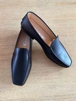 TOD´S Loafer Mokkasin Slipper Ledersohle Noppen schwarz Gr 39 1/2 Duisburg - Hamborn Vorschau