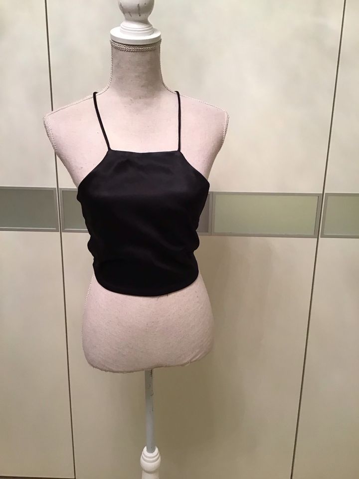 Zara Satin Top Oberteil neu Gr.S in Gelsenkirchen