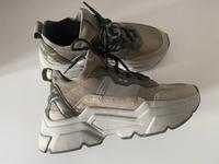 H&M Chunky Sneaker Grün/Khaki Gr. 36 Nordrhein-Westfalen - Langenfeld Vorschau