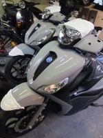 *Piaggio*Medley125*Medley 125*Sport*in Grau*NEU NEU NEU Nordrhein-Westfalen - Solingen Vorschau