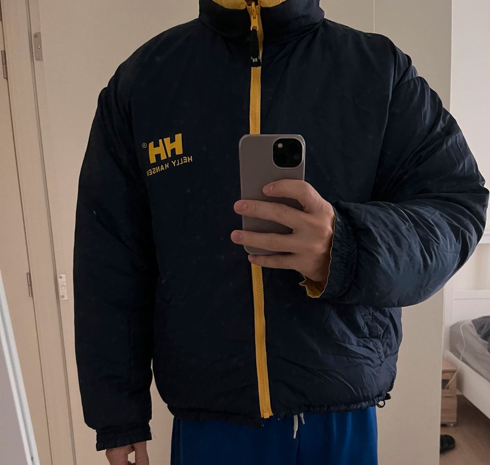 Helly Hansen Winterjacke beidseitig tragbar in Kiel