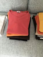 Marken T-Shirts in S Esprit JackWolfskin Columbia etc Nordrhein-Westfalen - Schwerte Vorschau