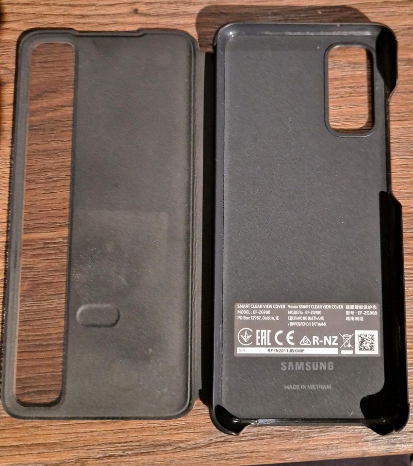 Samsung Galaxy S20 Clear View Cover, schwarz in Leipzig