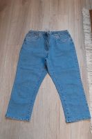 3/4 Capri Jeans Laura Kent mit Strasssteinen Gr. 44 blue bleached Nordrhein-Westfalen - Werl Vorschau