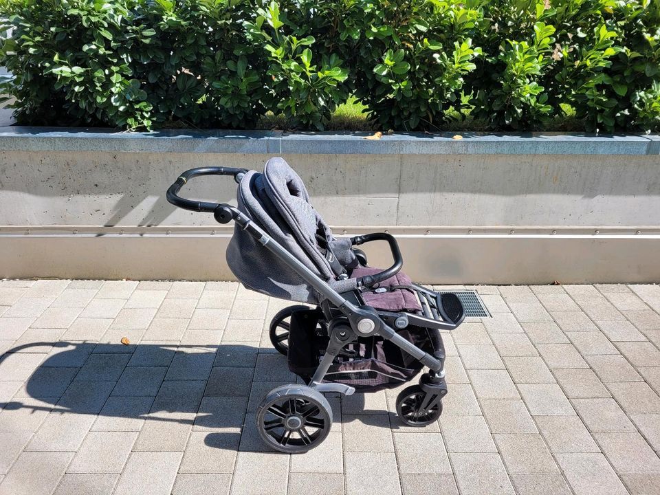 Kinderwagen Teutonia BeYou Elite mit Zubehör in Waiblingen