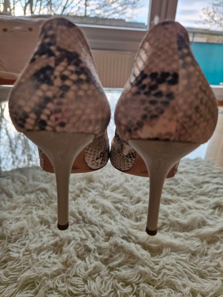 Italienische Pumps, High Heels, Größe 35, Neu!!!⁸ in Hamburg