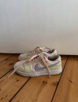 Nike Dunk Sneaker Schuhe Größe 37.5 Nordrhein-Westfalen - Düren Vorschau