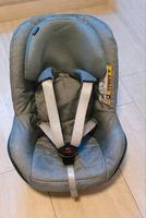 Kindersitz Maxi Cosi 2 Way Pearl in grün inkl. Isofix-Station Köln - Porz Vorschau