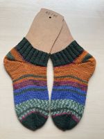 Handgestrickte Sneaker-Wollsocken, Gr. 40/41 Niedersachsen - Ostercappeln Vorschau