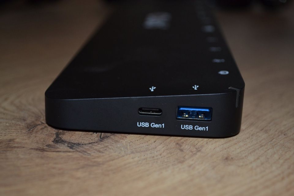 Club 3D CSV-1566 USB-C Universal Dock HDMI DP Netzteil usw. in Wuppertal