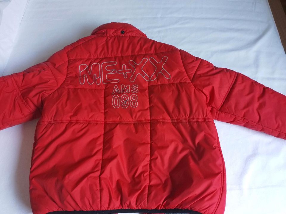 Warme Winterjacke von "Mexx' Gr. 116 in Eime