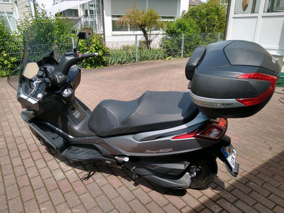 Roller Kymco "New-Downtown 350i" in Manching