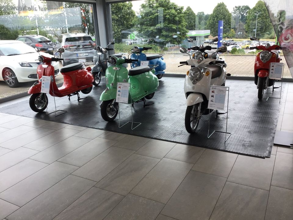 Emco Novi 1500 Elektroroller weiß in Niedersachsen - Uslar, Motorroller &  Scooter gebraucht