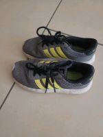 Adidas Sneaker Turnschuh Größe 31 Nordrhein-Westfalen - Langenfeld Vorschau