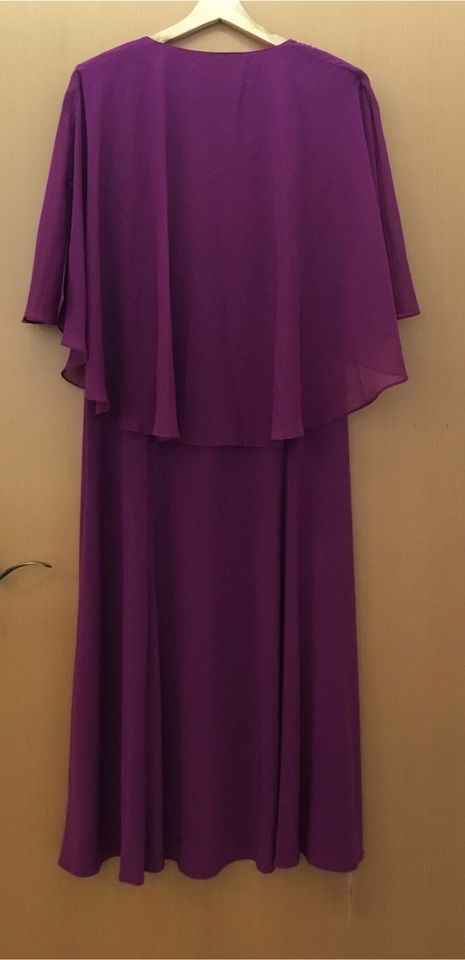 Neu. Kleid. Gr.48/50 in Schönenberg-Kübelberg