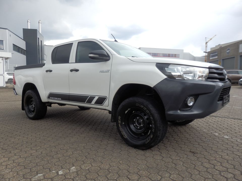 Toyota Hilux Double Cab Duty 4x4, Laderaumabdeckung, ZV, Klima in Bergisch Gladbach