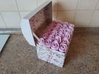 Konservierte rosa/lila infinity ewige Rosen in Schachtel Box Baden-Württemberg - Schömberg b. Württ Vorschau