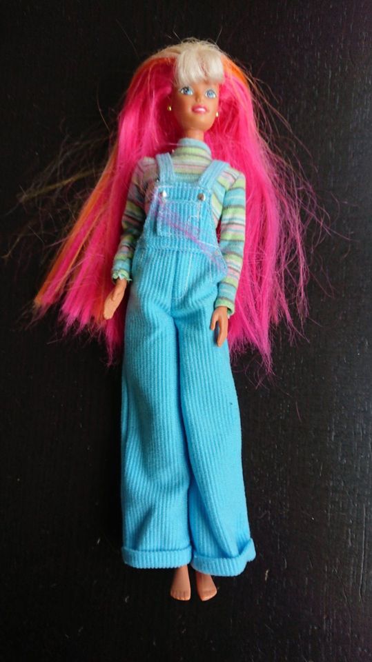 Original Hula Rainbow Hair Barbie 90er in Frankfurt am Main