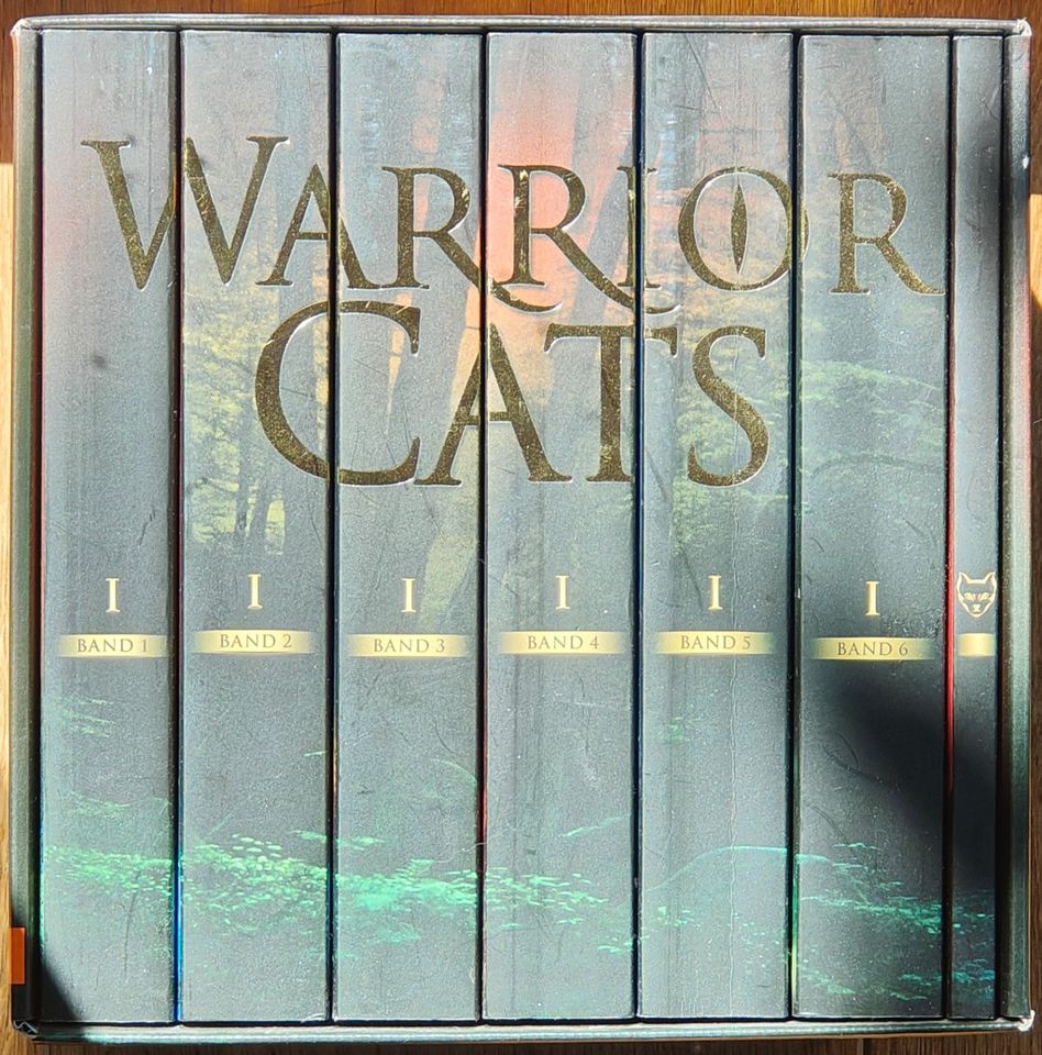 Warrior Cats I Band 1-6 im Case ... in Pfungstadt