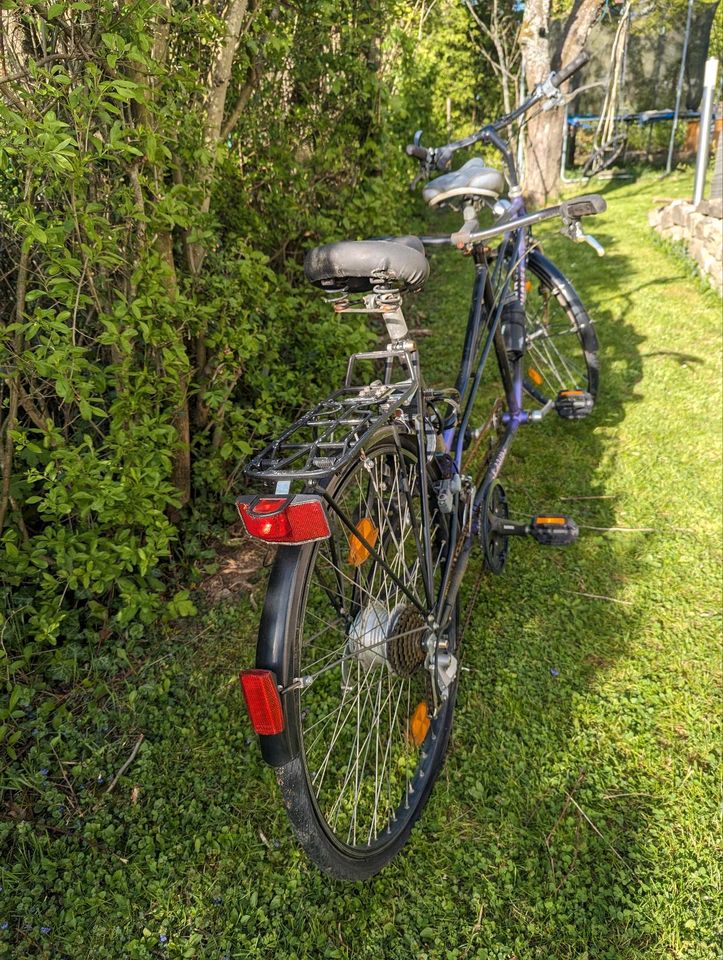 Tandem Fahrrad mit Kinderanhänger in Schonungen