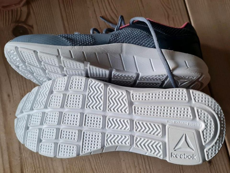 Reebok Turnschuhe Sneaker Gr. 37 in Rödermark