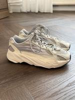 Yeezy Boost 700 V2 Static Berlin - Mitte Vorschau
