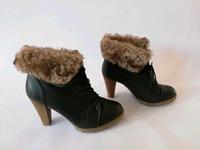Neu Damen Leder Kurzstiefel Stiefeletten Boots Fell Gr 40 Nordrhein-Westfalen - Kreuzau Vorschau