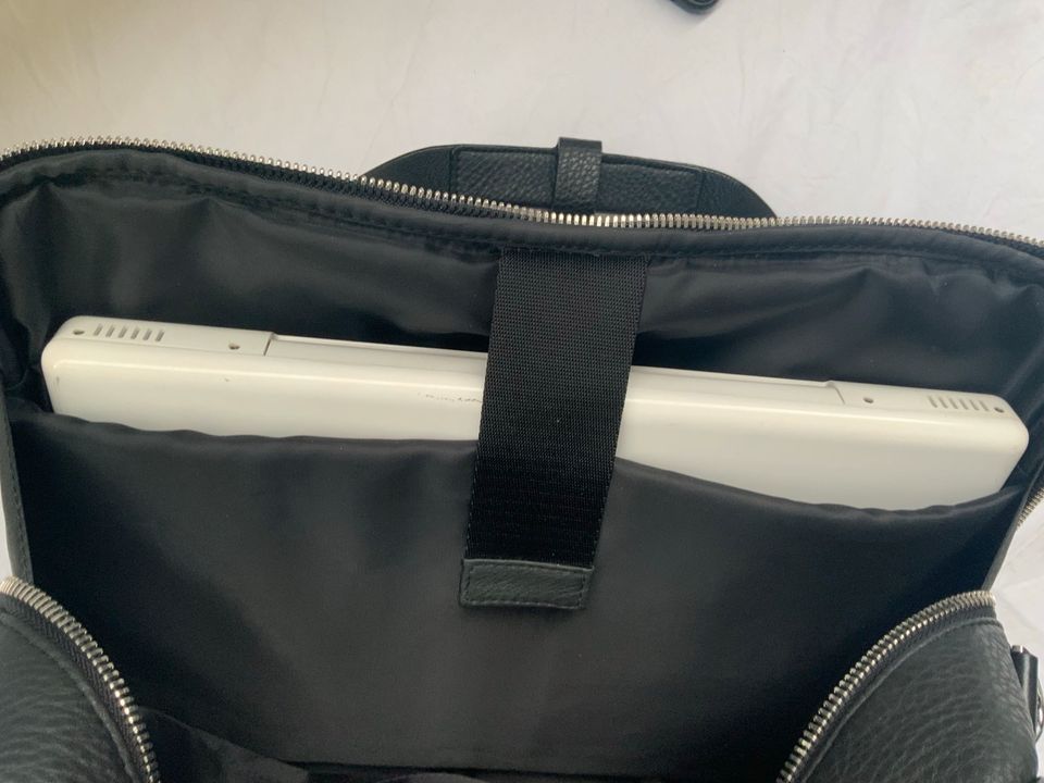 Porsche Design Voyger Laptop Tasche black Leder unisex  unbenutzt in Mülheim (Ruhr)