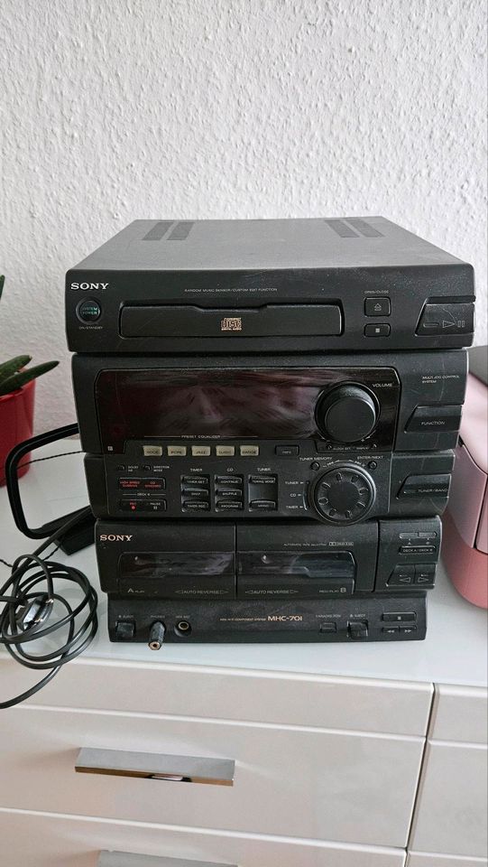 Sony HI-FI MHC-701 Anlage mit Lautsprechern und Fernbedienung in Köln