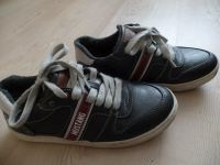 Mustang Sneaker TRUE DENIM Schnürschuhe Gr. 37 neuwertig Leipzig - Schönefeld-Abtnaundorf Vorschau