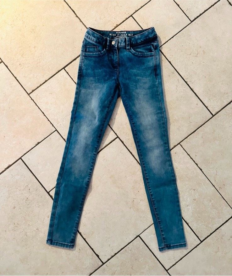 S. Oliver Mädchen Jeans Größe 146 in Peißenberg