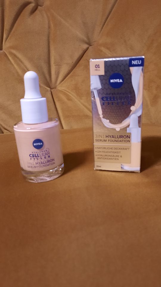 NIVEA 3in1 Hyaluron (30 ml) Anti-Age Foundation Serum in Helsa