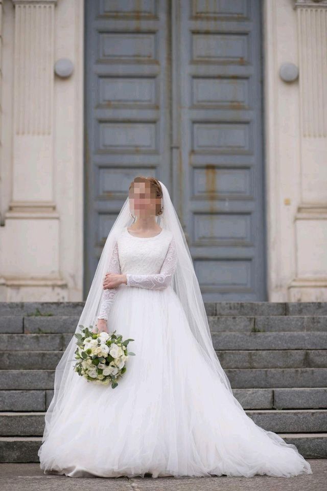 Hochzeitskleid in Helsa