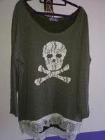 Totenkopf Sweatshirt 40/42 Hessen - Bad Vilbel Vorschau